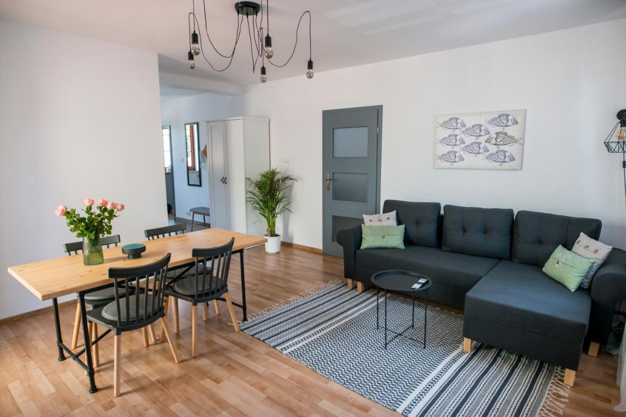 Apartamenty Centrum Biskupiec Біскупєц Екстер'єр фото